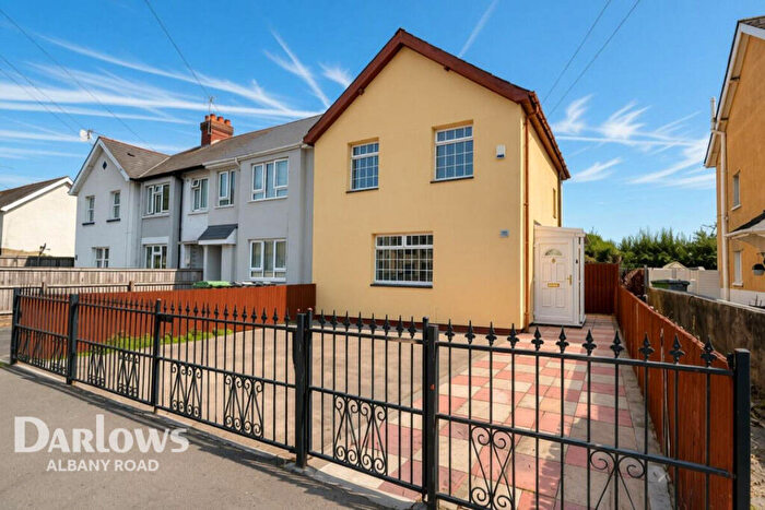 3 Bedroom End Of Terrace House For Sale In Tweedsmuir Road, Cardiff, CF24