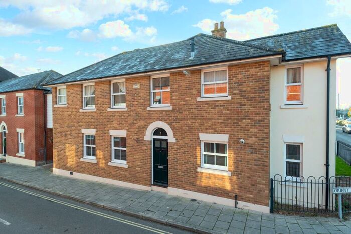 2 Bedroom Apartment To Rent In Orient Place, Canterbury, CT2