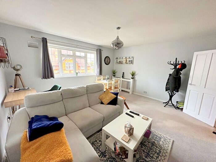 2 Bedroom Flat To Rent In Maple Court, St. Leonards Road, Windsor, Berkshire, SL4