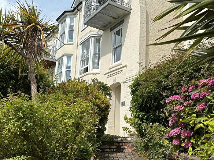 1 Bedroom Apartment For Sale In Esplanade, Fowey, PL23