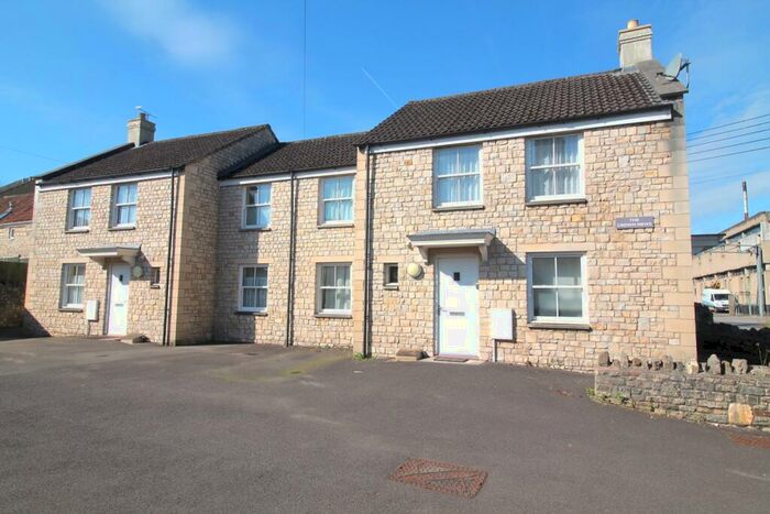 1 Bedroom Apartment To Rent In Midsomer Norton, Radstock, BA3