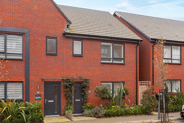 3 Bedroom Semi Detached House For Sale In Sika Gardens, Enfield, EN2