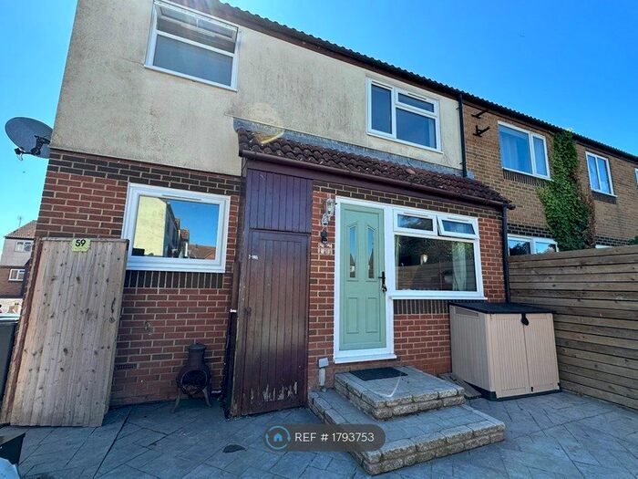 1 Bedroom Semi-Detached House To Rent In Gorse Cover Road, Severn Beach, Bristol, BS35