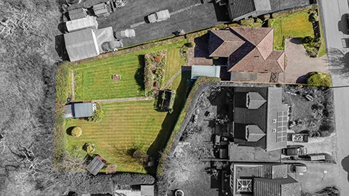 2 Bedroom Detached Bungalow For Sale In Penfold Lane, Holmer Green, HP15