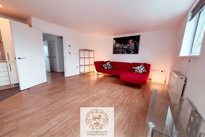 1 Bedroom Apartment To Rent In Follett Street, Tower Hamlets, E14