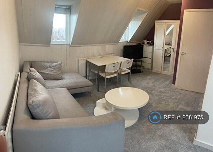 1 Bedroom Flat To Rent In Cricklewood Broadway, London, NW2