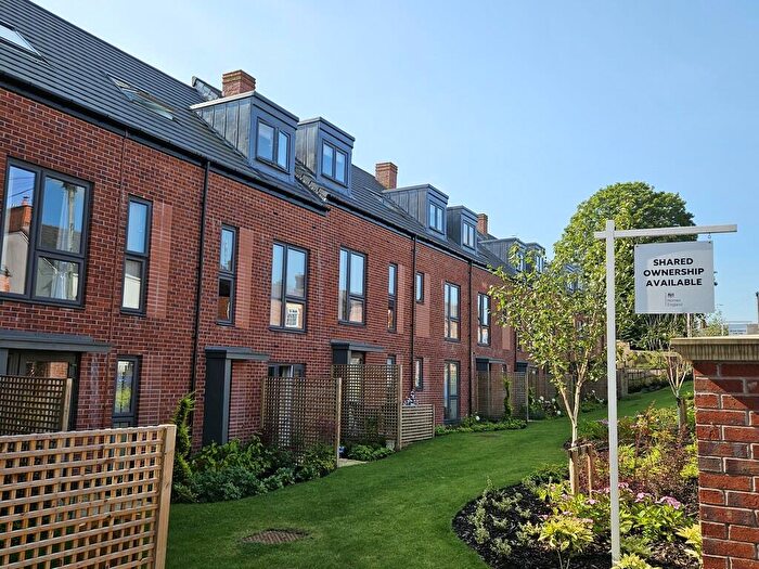1 Bedroom Flat For Sale In Roman Court, Wheelock Street, CW10