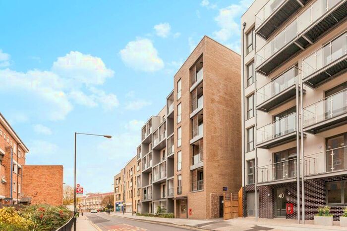 1 Bedroom Flat For Sale In Riemann Court, Bow Common Road, Bow, London, E3