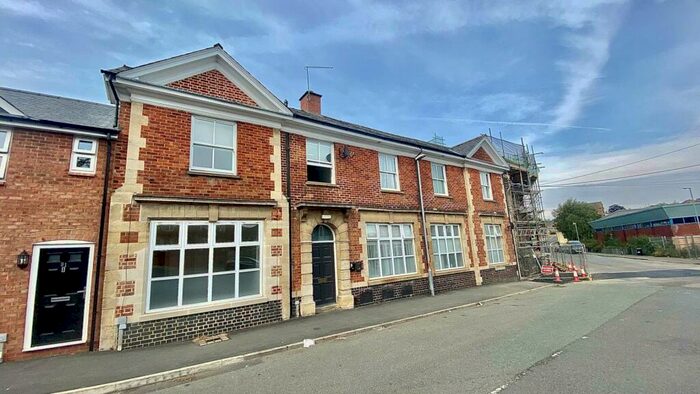 2 Bedroom Apartment To Rent In Midland Road, Rushden, NN10