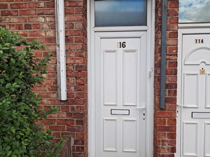 2 Bedroom Flat To Rent In Chillingham Road, Heaton, NE6