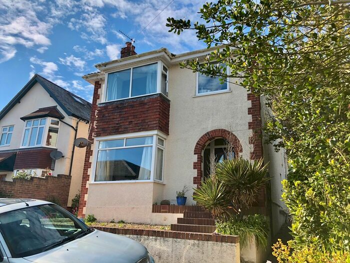 1 Bedroom Flat To Rent In Allington Park, Bridport DT6