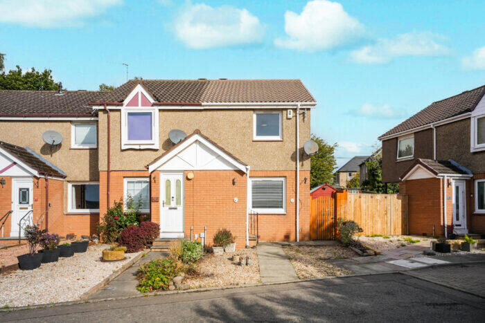 2 Bedroom End Of Terrace House For Sale In Morris Court, Inverkeithing, KY11