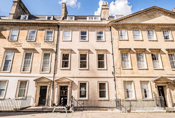 2 Bedroom Apartment For Sale In Duke Street, Bath, Somerset, BA2