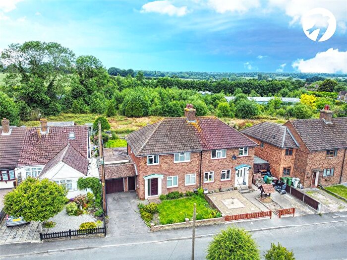 3 Bedroom Semi-Detached House For Sale In Tylers Green Road, Crockenhill, Kent, BR8