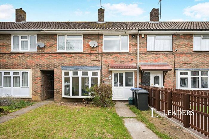 3 Bedroom House To Rent In The Hides, Harlow, CM20
