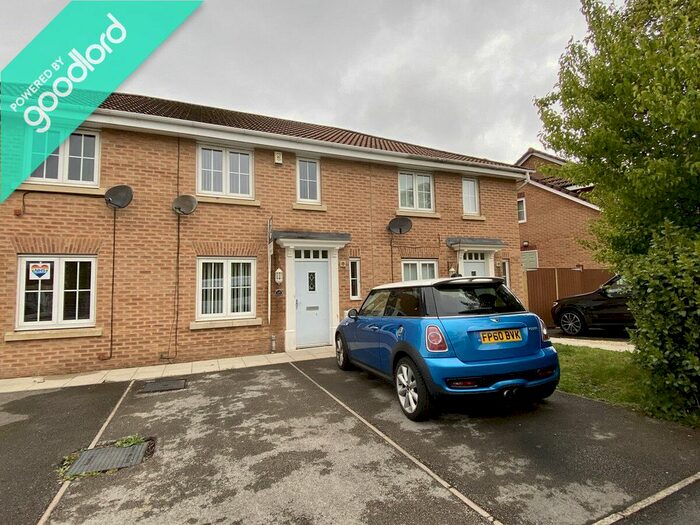 3 Bedroom Terraced House To Rent In Ferndale, Hyde, SK14