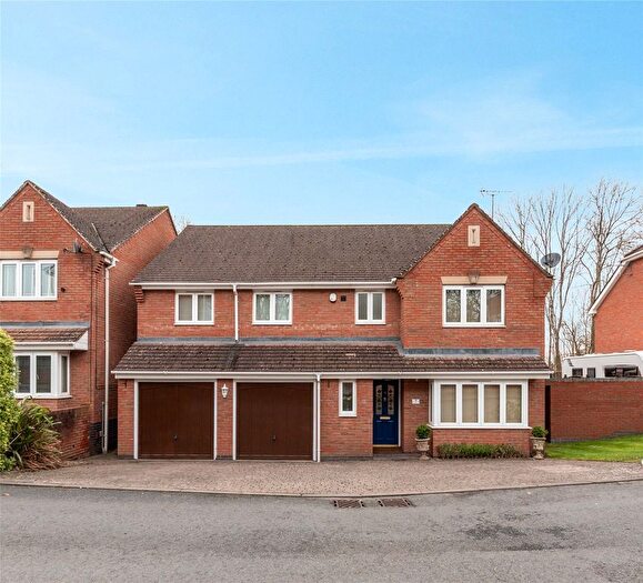 5 Bedroom Detached House For Sale In Kenneth Vincent Close, Redditch, Worcestershire, B97
