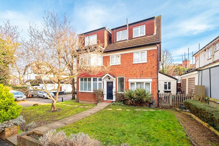 1 Bedroom Flat To Rent In Sherwood Park Road, Sutton, Surrey, SM1