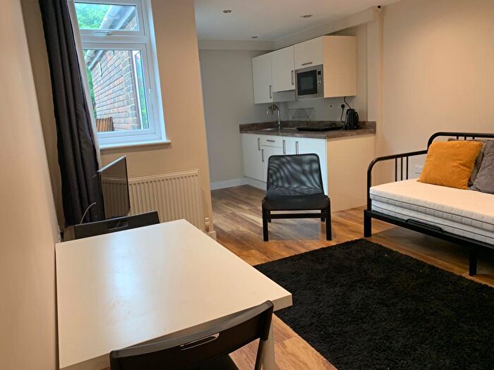 1 Bedroom House Of Multiple Occupation To Rent In Lennox Road, Gravesend, Kent, DA11
