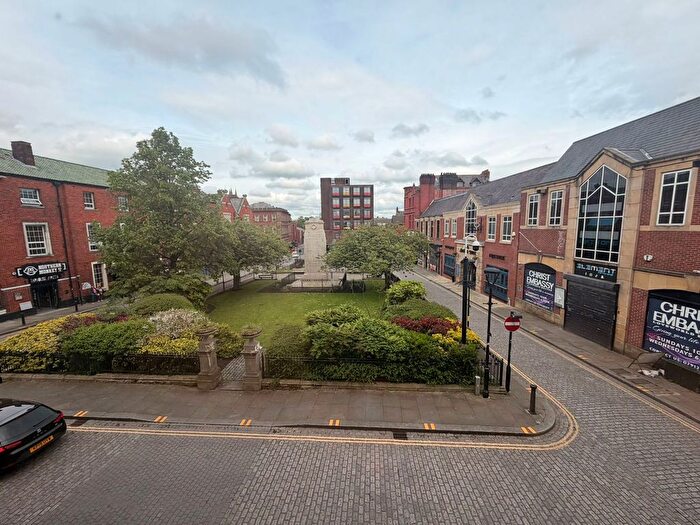 1 Bedroom Flat To Rent In Nelson Square, Bolton, Greater Manchester, BL1