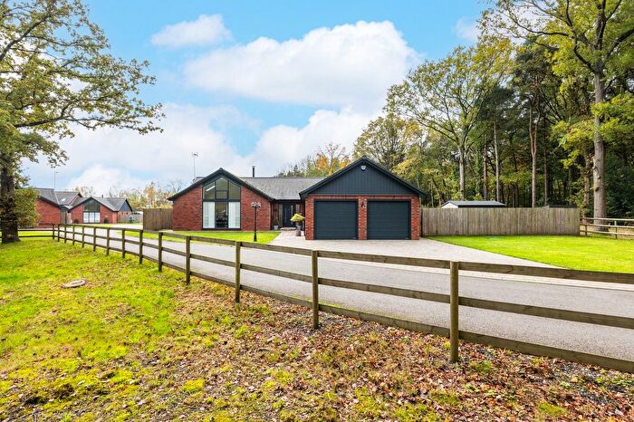 3 Bedroom Bungalow For Sale In Curr Lane, Upper Bentley, Worcestershire, B97