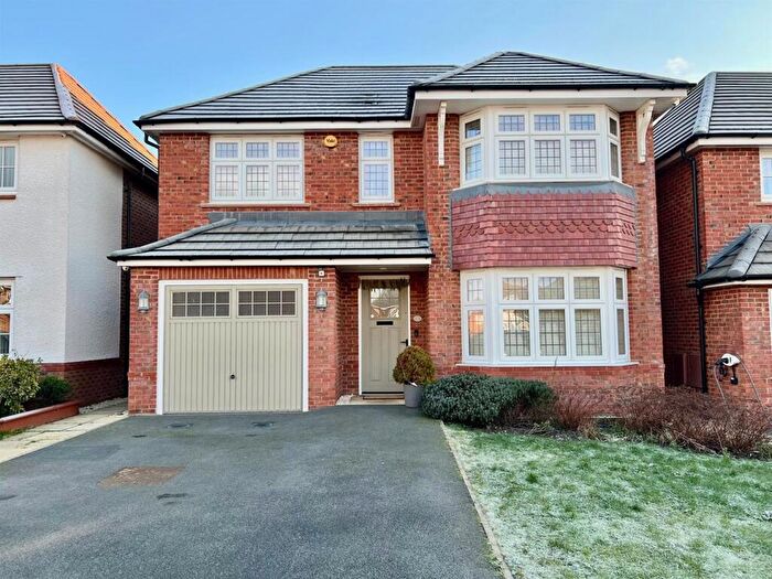 4 Bedroom Detached House To Rent In Cloughton Road, Hamilton, Leicester, LE5