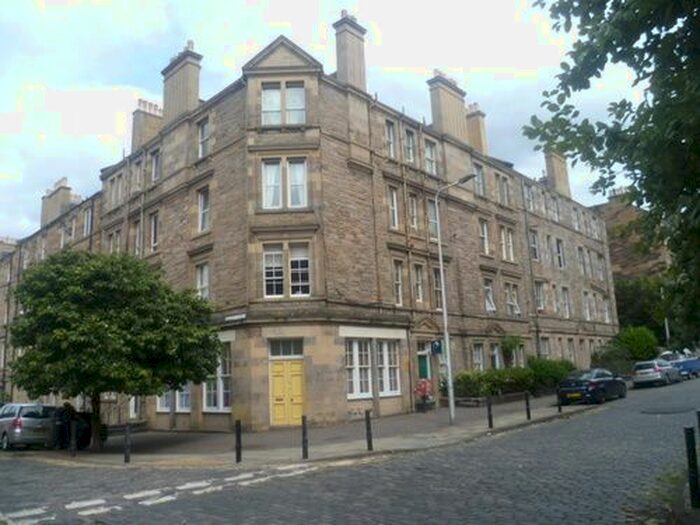 2 Bedroom Flat To Rent In Lorne Street, Edinburgh, EH6