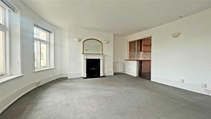 2 Bedroom Flat To Rent In Norfolk Square, Brighton, BN1