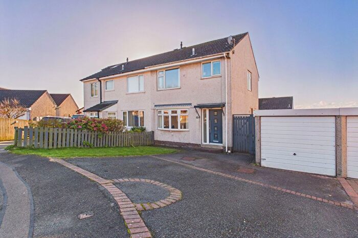 3 Bedroom Semi-Detached House For Sale In Beck Side, Whitehaven, CA28