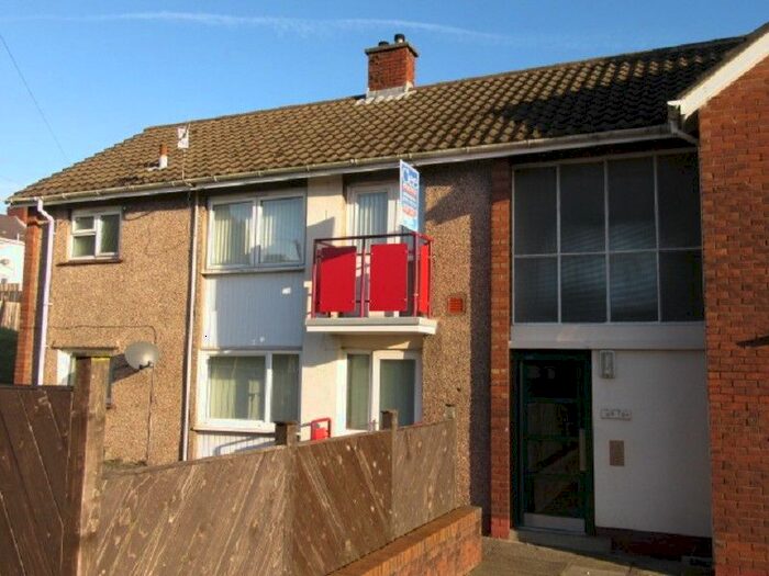 1 Bedroom Flat To Rent In Trewyddfa Gardens, Morriston, Swansea, City And County Of Swansea., SA6