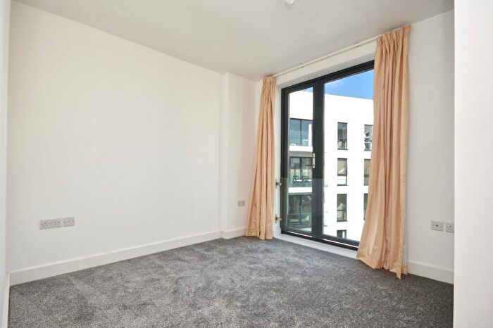 1 Bedroom Flat To Rent In Millennium Promenade, Bristol, BS1