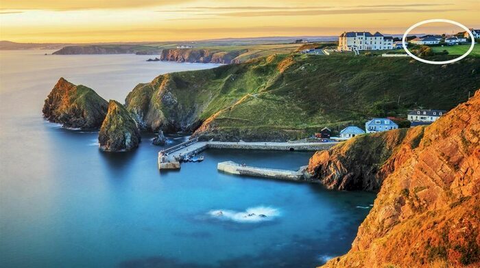 2 Bedroom Terraced Bungalow For Sale In Mullion, Helston, TR12