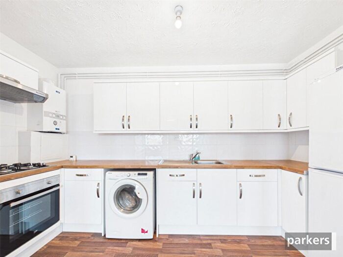 2 Bedroom Apartment To Rent In South Street, Reading, Berkshire, RG1