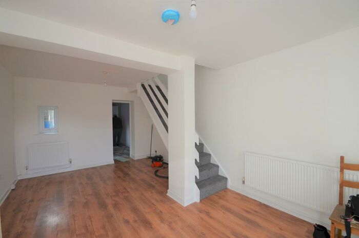 2 Bedroom Terraced House To Rent In Holly Cottages, Whitchurch, Cardiff, CF14