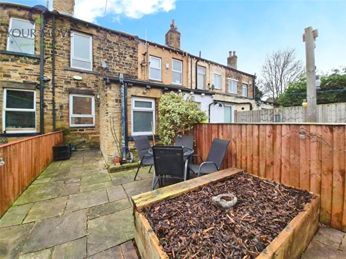 3 Bedroom Terraced House To Rent In Ashgrove, Greengates, Bradford, West Yorkshire, BD10