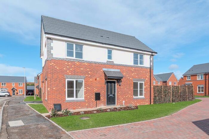 3 Bedroom Detached House To Rent In Steatite Way, Stourport-On-Severn, DY13