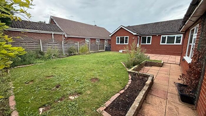 3 Bedroom Detached Bungalow For Sale In Jonquil Avenue, Scunthorpe, DN16