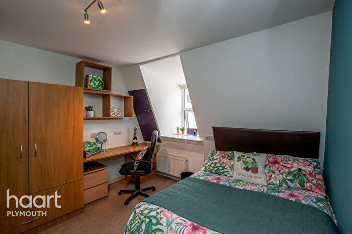 8 Bedroom Apartment To Rent In Mutley Plain, Plymouth, PL4