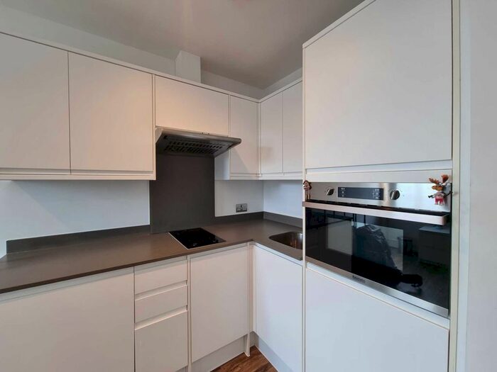 Studio To Rent In Hampden Road, Turnpike Lane, N8