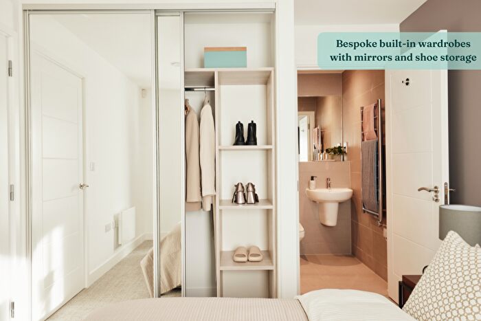 2 Bedroom Apartment To Rent In Avebury Boulevard, Milton Keynes, Buckinghamshire, MK9