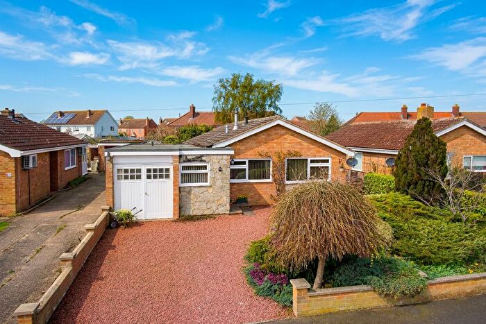 3 Bedroom Detached Bungalow For Sale In Recreation Road, Hethersett, Norwich, NR9