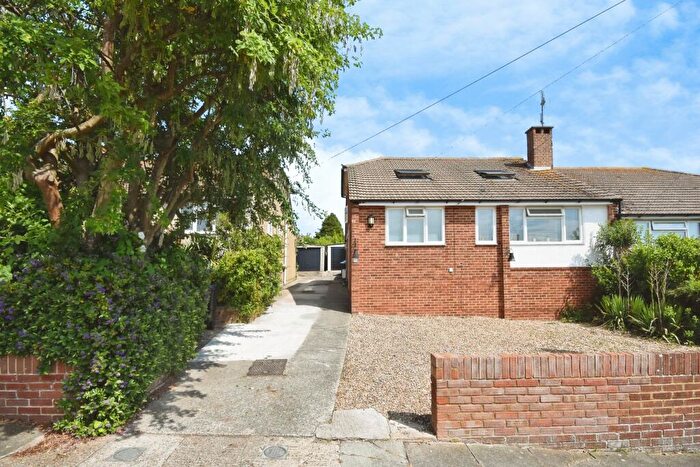 4 Bedroom Semi-Detached Bungalow For Sale In The Ridgeway, Broadstairs, CT10