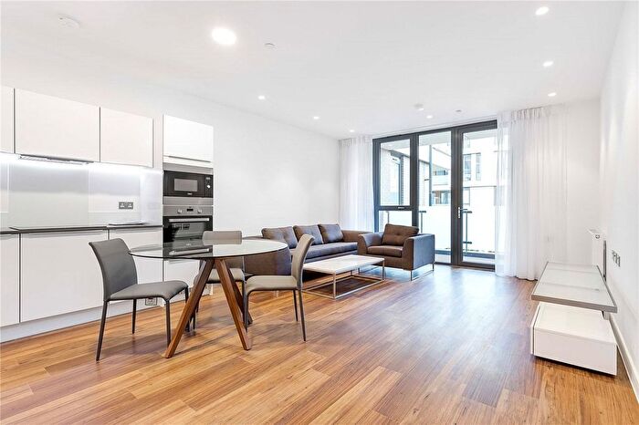 2 Bedroom Flat For Sale In Sitka House, Quebec Way, London, SE16