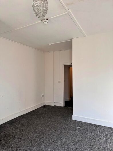 1 Bedroom Flat To Rent In Bromwich Street, Bolton, BL2