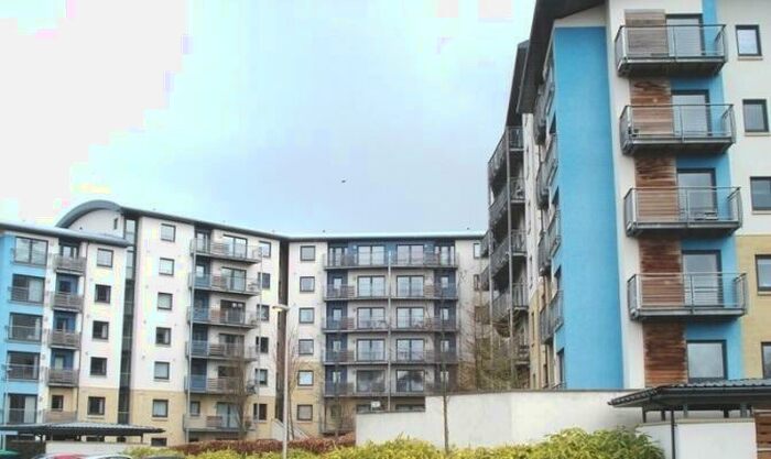 2 Bedroom Flat To Rent In Drybrough Crescent, Craigmillar, Edinburgh, EH16