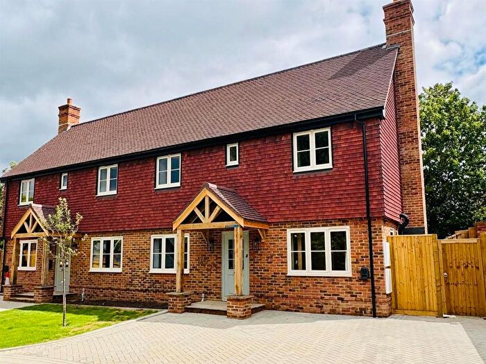 2 Bedroom Semi Detached House For Sale In Paddock Grove, Effingham, KT24