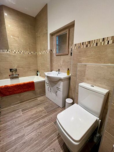 1 Bedroom Flat To Rent In Flat, , Martin Street, ST16