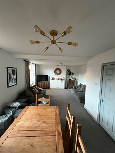 3 Bedroom End Of Terrace House To Rent In Nunts Lane, Holbrooks, Coventry, CV6