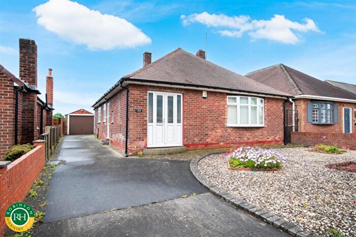 2 Bedroom Bungalow For Sale In Stonehill Rise, Doncaster, DN5