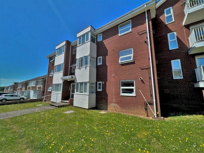 2 Bedroom Flat To Rent In East Lodge Park, Farlington, Portsmouth, PO6